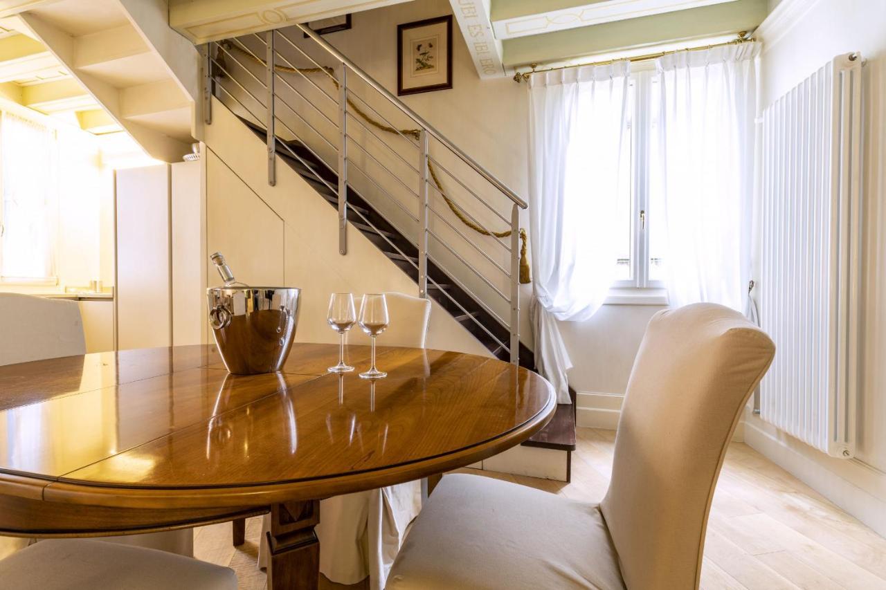 Gondola Luxury - Campo Santi Filippo E Giacomo By Wonderful Italy Venice Exterior photo